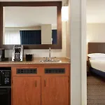 Embassy Suites Boston At Logan Airport